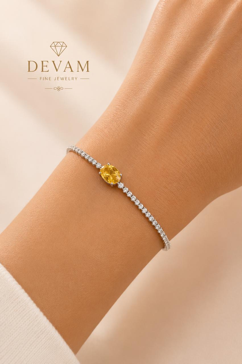 Golden Radiance Solitaire Bracelet