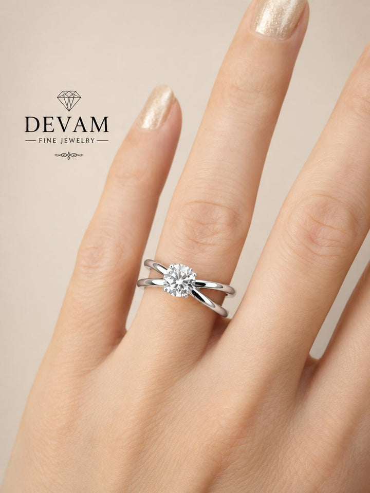 Celeste Solitaire Twist Ring
